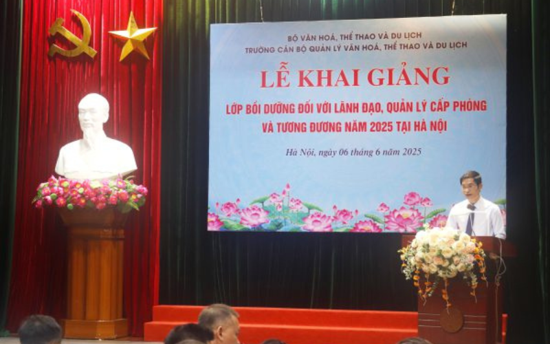 Khóa học cấp chứng chỉ bồi dưỡng lãnh đạo quản lý cấp phòng
