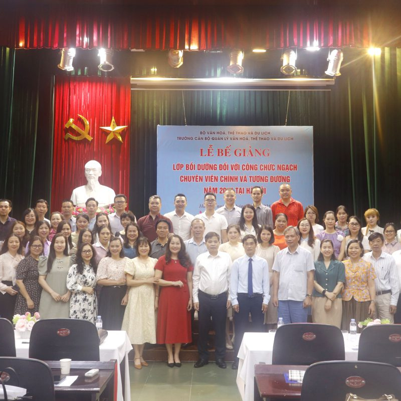 Lớp quản lý nhà nước ngạch chuyên viên chính tại Hà Nội và TPHCM